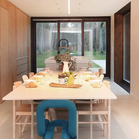 Forest House, Design * Lamorlaye
